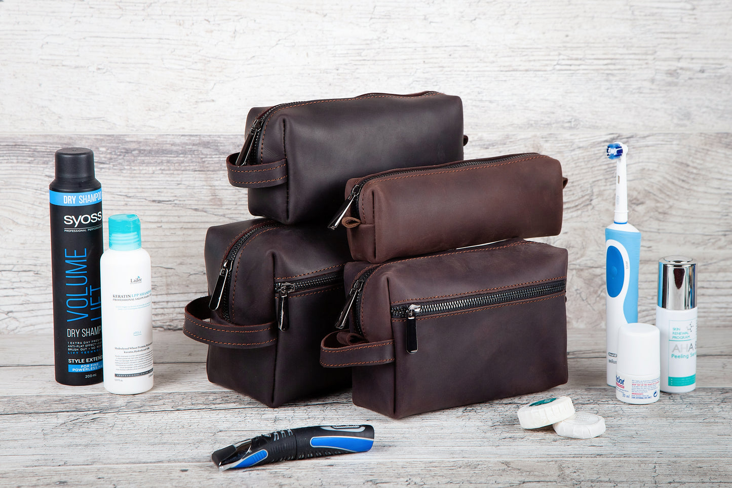 Custom Mens Toiletry Bag, Personalized Men's Wash Bag, Toiletry Bag for Men Travel Toiletries Bag Dopp Kit, Leather Toiletry Travel Pouch