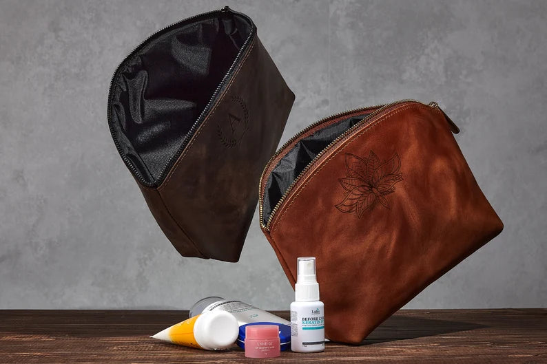 Women's Dopp Kit, Mothers Day Gift, Personalized Toiletry Bag for Her, Leather Accessories Pouch, Personalized Gift for Women, Mothers day