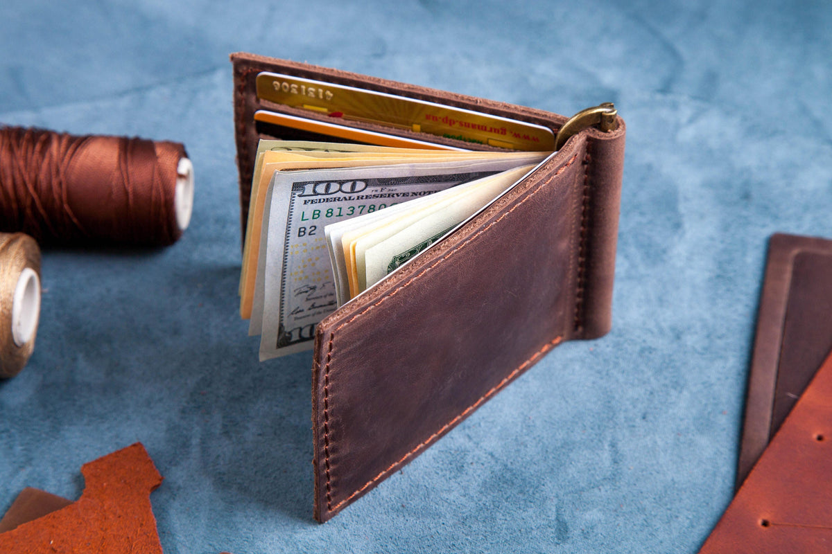 Personalized Minimalist Leather Money Clip Wallet