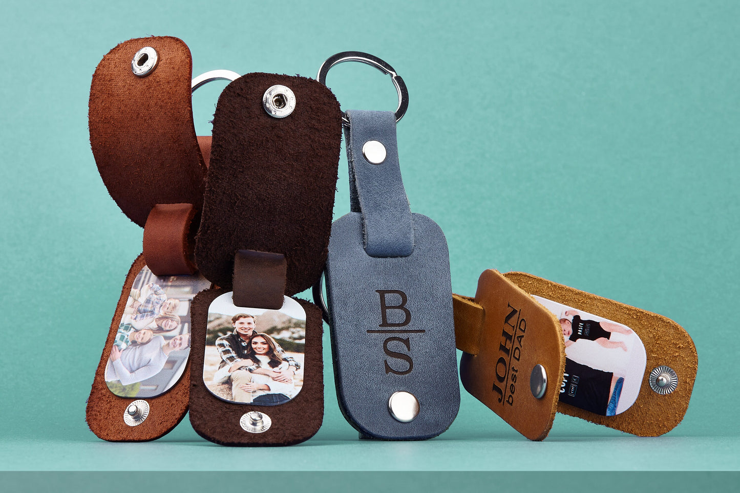 Personalized photo keychains make it easy to find your set of keys on the household key holder, and they're great as gifts or party favors.