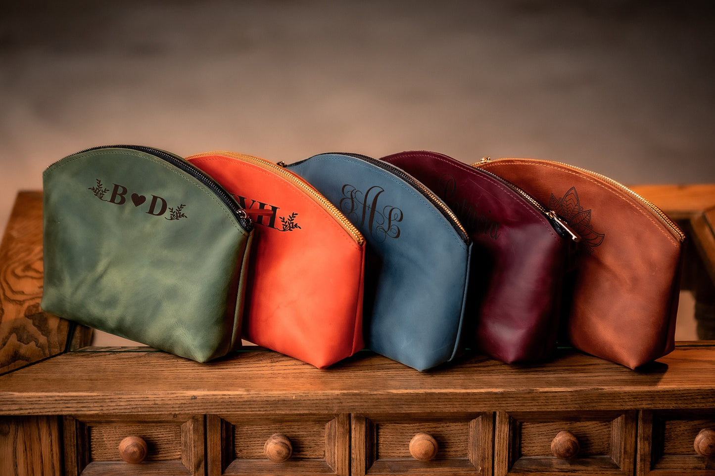 Leather Purse, Genuine Leather Makeup Bag, Personalized Leather Makeup Bag, Bridesmaid Gift Makeup Bag, Cosmetics Bag, Gift for Girlfriend