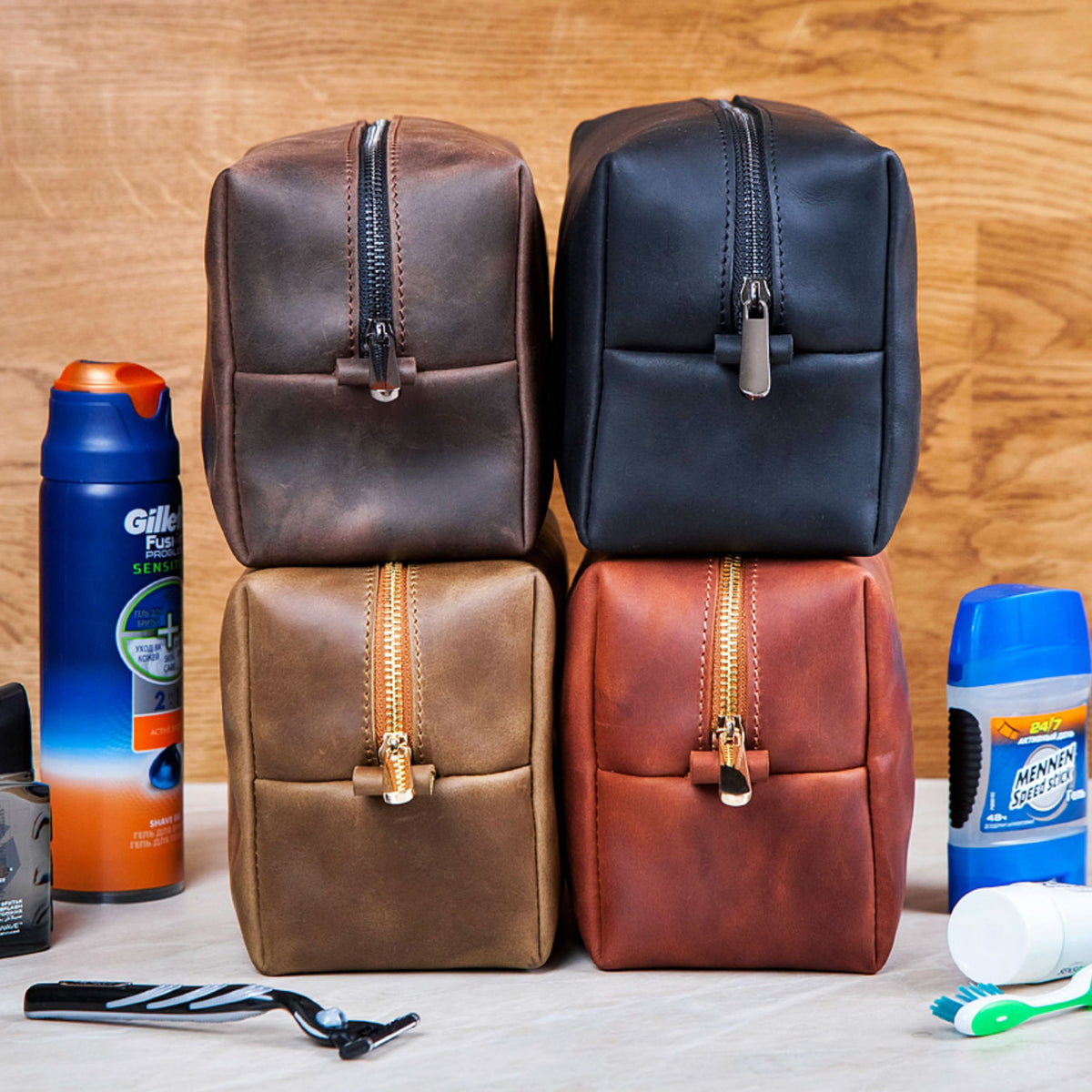 Personalized Men’s Leather Toiletry Bag