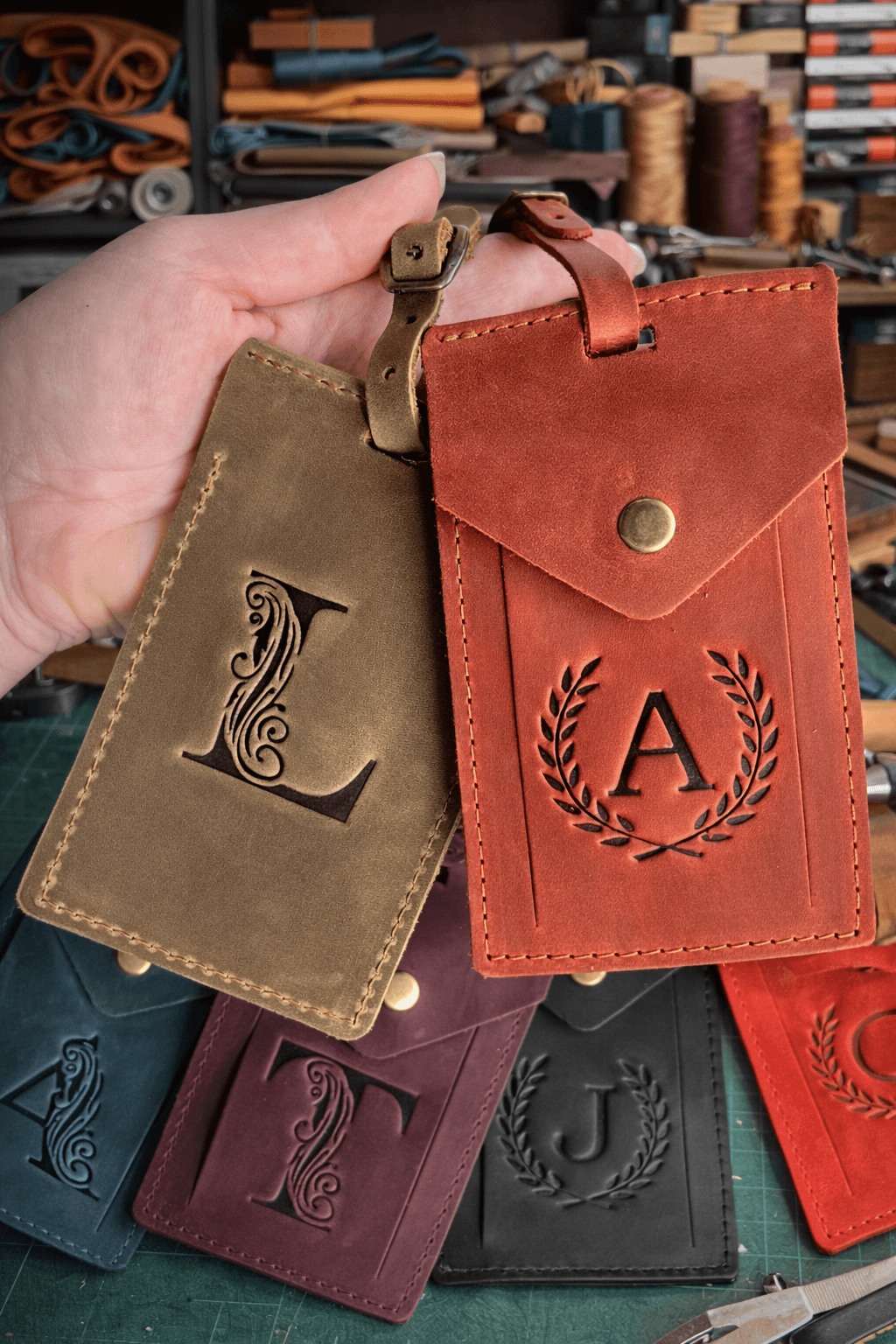 PREMIUM HOT STAMPED LEATHER LUGGAGE TAGS