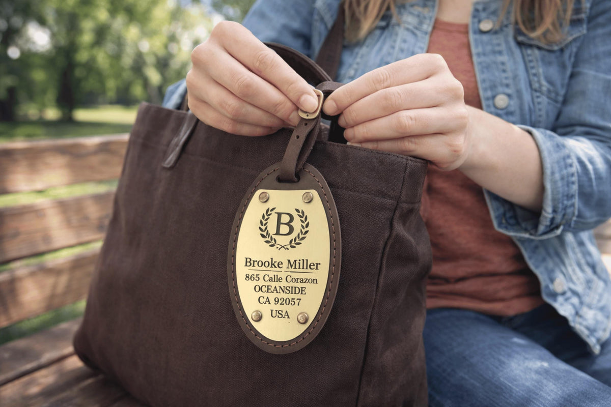Personalized Oval Leather Luggage Tag – Engraved Brass Plate — image 9