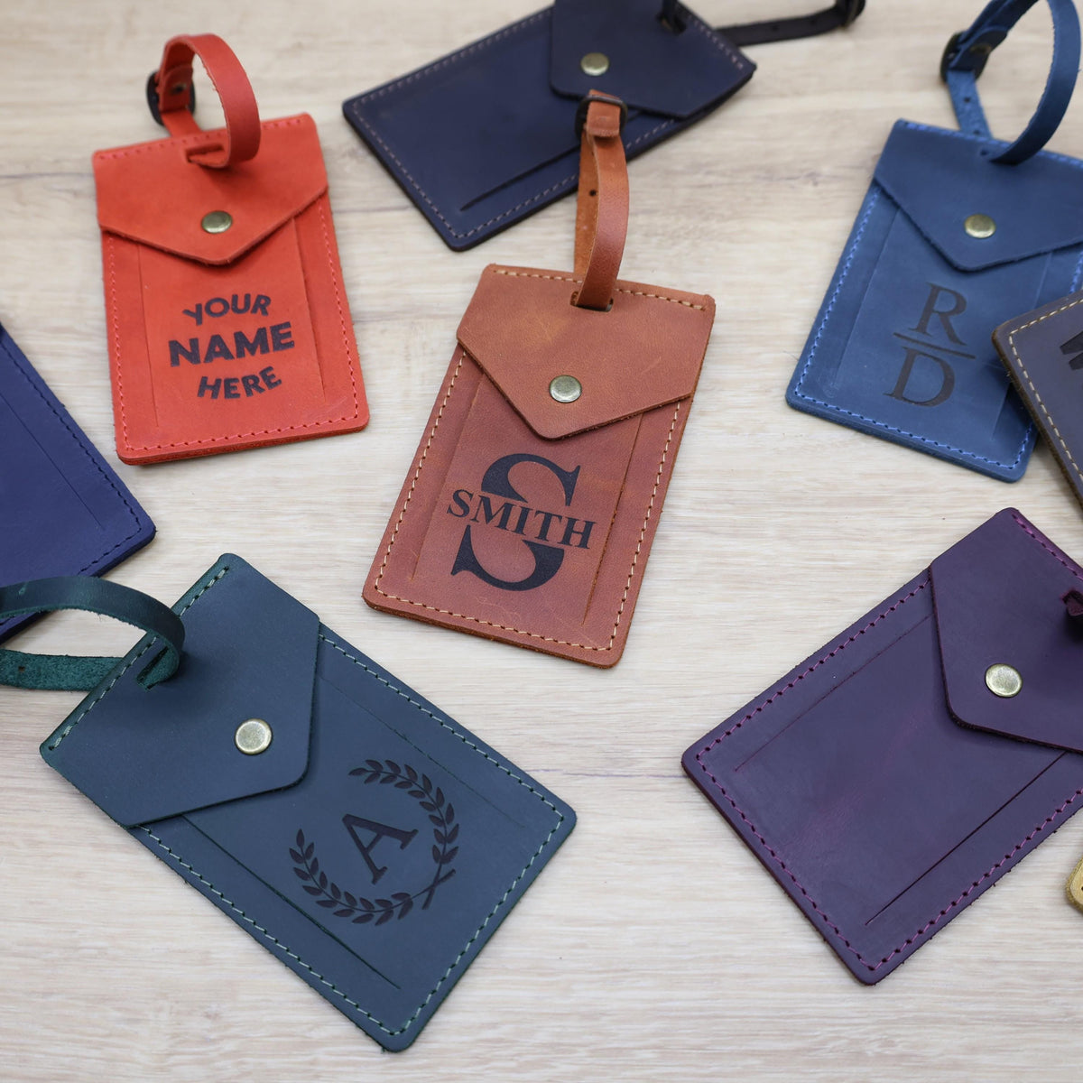 Personalized Rectangular Leather Luggage Tag – Travel Gift — image 1
