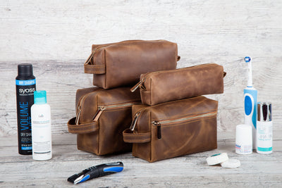Personalized Leather Dopp Kit – Initials